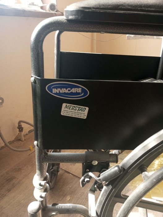 Прадаетсия инвалидни каляска