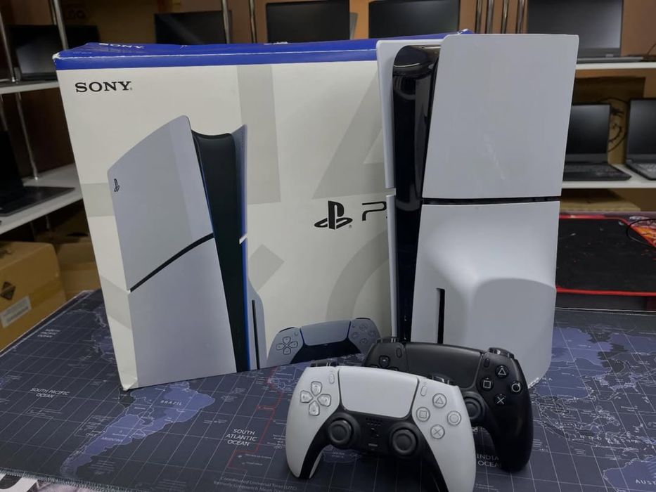 Sony PlayStation 5 Slim 1TB