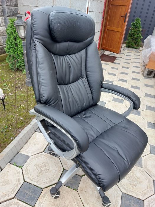 Продам компьютерное кресло