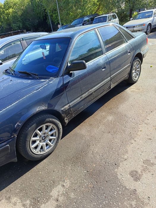 Продам Audi 100, C4