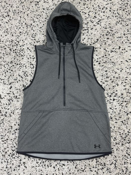 Мъжки елек UNDER ARMOR . Размер S
