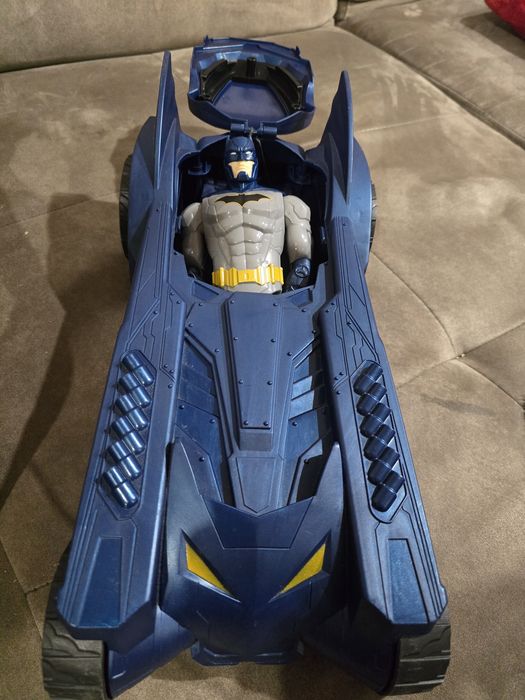 Батмобил с Батман