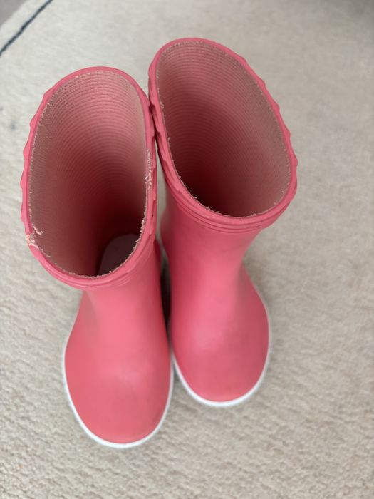 2 броя детски  ботушки