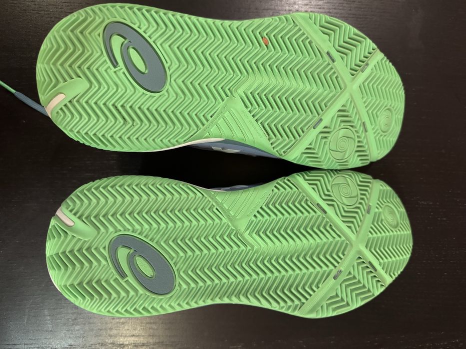 Vand Adidasi Asics Padel model 2026 incaltati de 2 ori