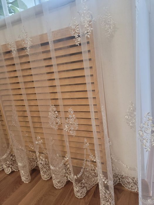 Тюли  красивые в отличном состоянии.