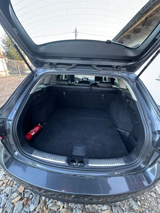 Masina  Mazda  6