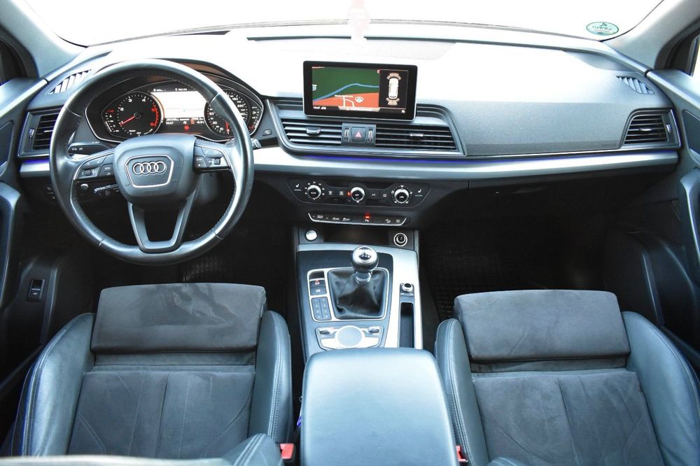 AUDI Q5•SPORT Packet•2017•side assist•Lane assist