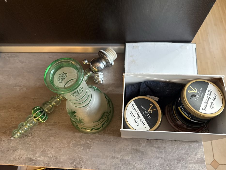 narghilea (hookah / shisha),