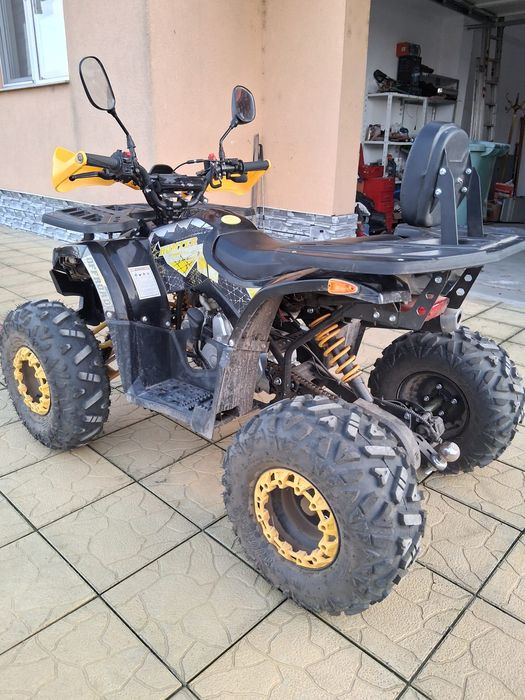ATV quad атв 125сс бензинов 4тактов