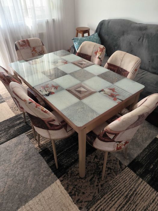 Masa living room (6 scaune incluse)