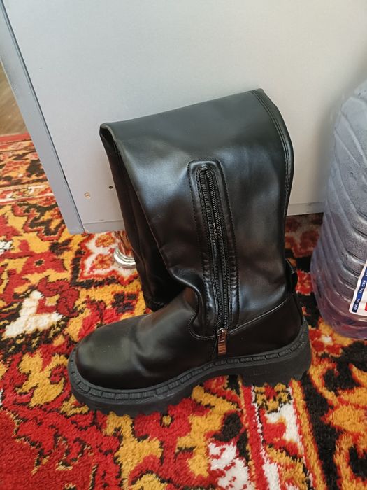 Продам сапоги батфорты