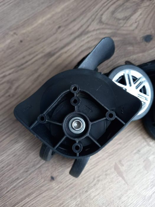 Резервни колела за куфар