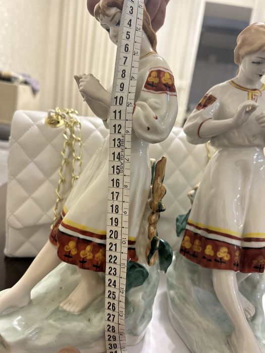 Фарфоровая статуэтка, полонне зхк