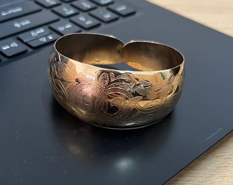 Продается золотой браслет