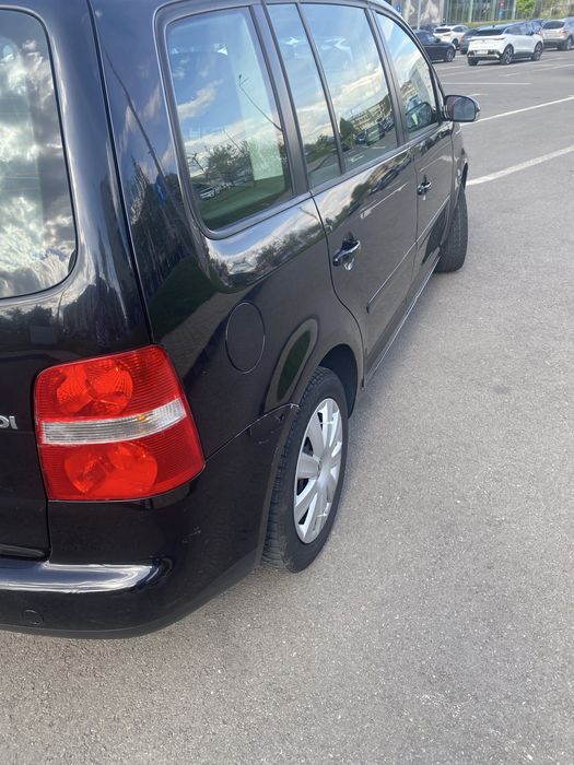 VOLKSWAGEN Touran 2006 — imagine 4