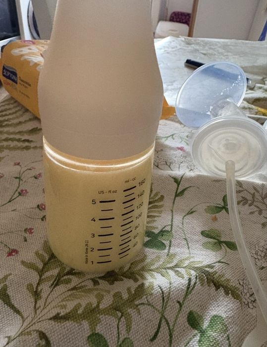 Pompă cu falnșe silicon