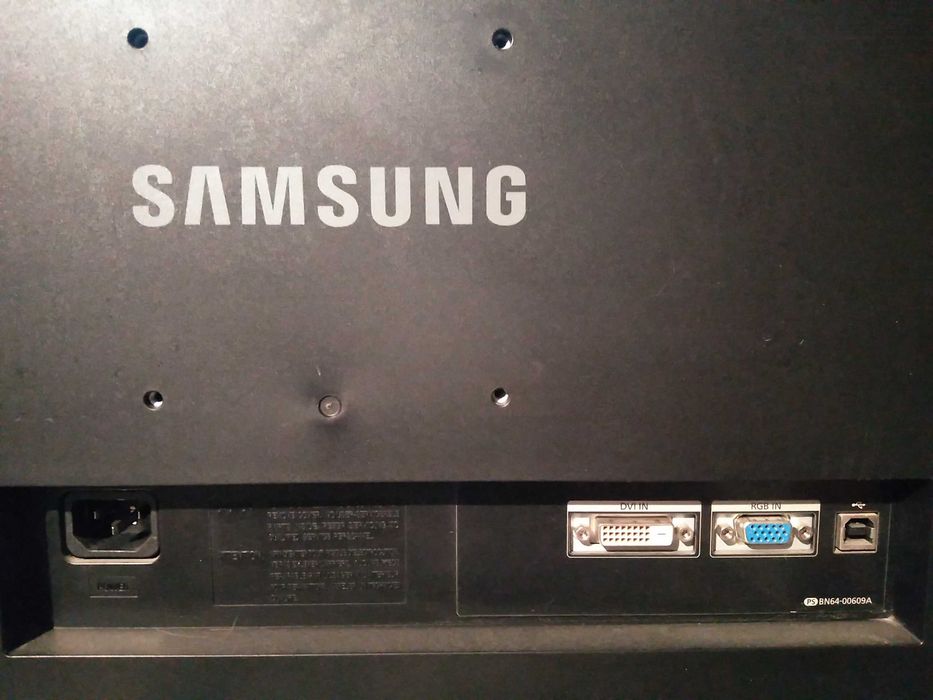 Monitor Samsung SyncMaster 225UV.