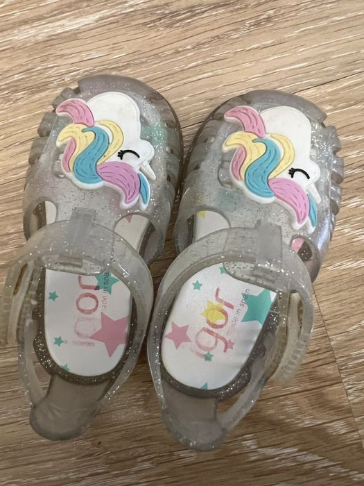 Сандалики детские