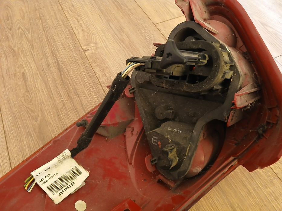 Stop Spate Stânga Complet Peugeot 207 SW (Break) 2006 - 2013