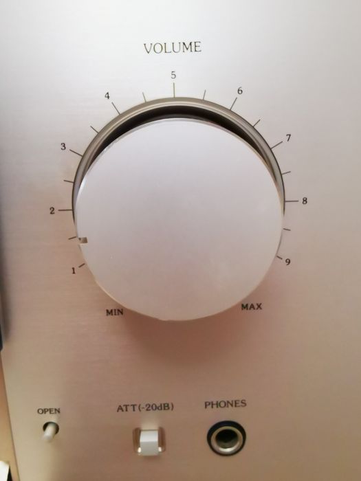 Усилитель интегральный ACCUPHASE E-530