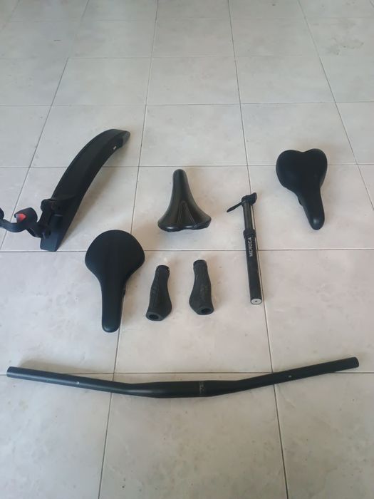 Продавам аксесоари за велосипед