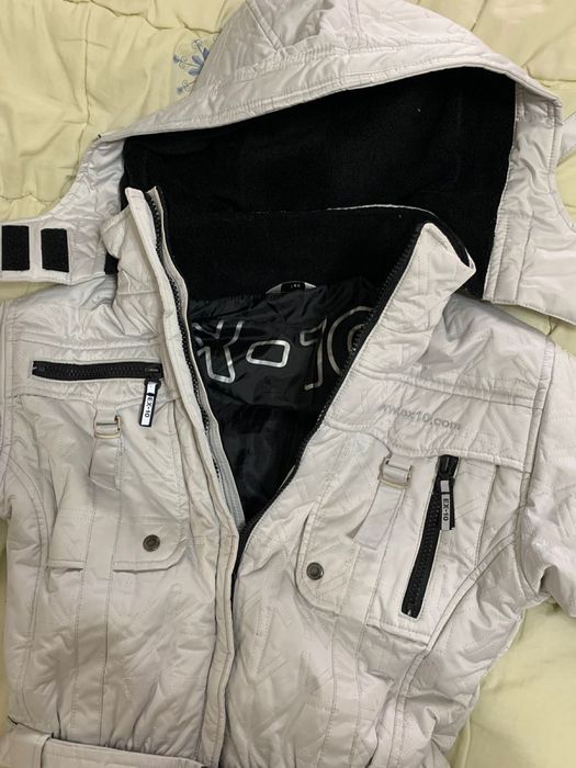 Продам детский спортивный комбинезон