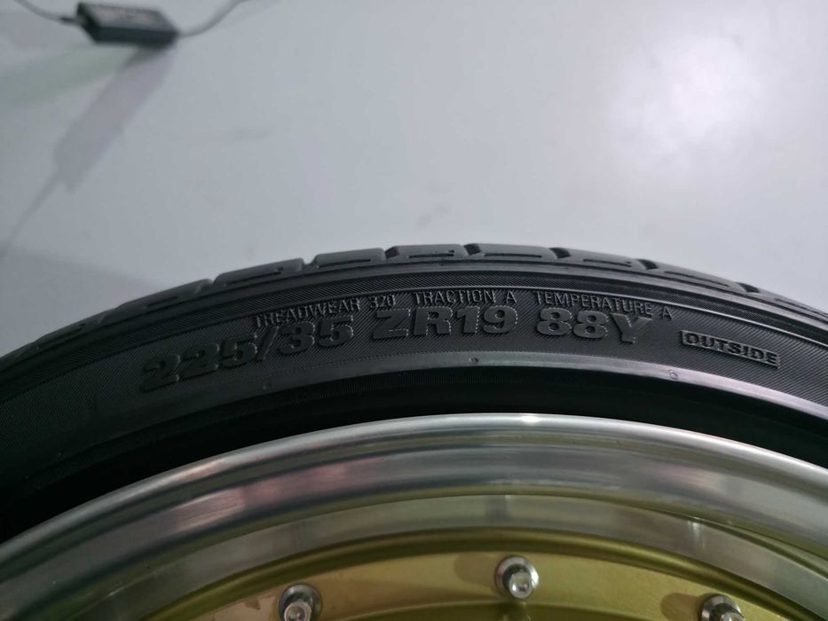 4 ROTI JANTE + Anvelope VARA - 225/35/19 - 5x112 8.5J ET 45 - MBD Desing - VW Golf Passat Scirocco / Mercedes / BMW / Skoda Cupra CA NOI