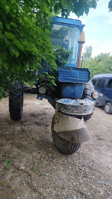 Traktor 28 sotiladi