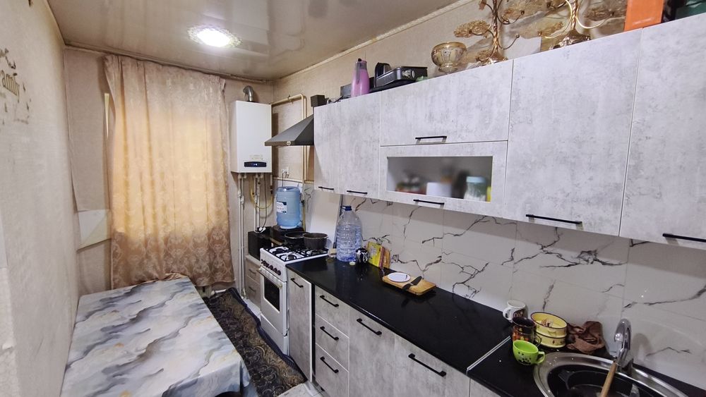 Eski Sergeli 2 xona bez makler svoy