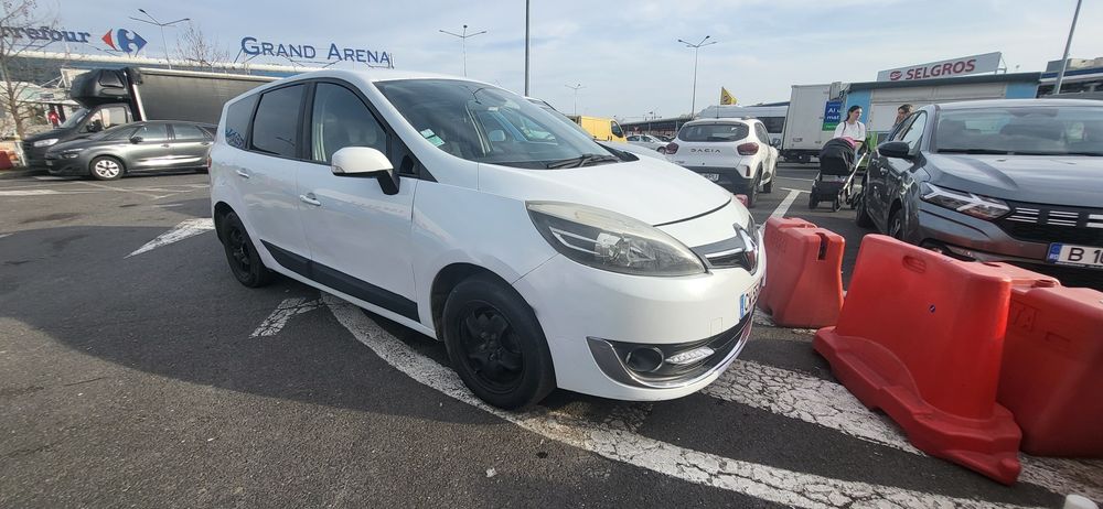 RENAULT Grand Scenic 2013 — imagine 4