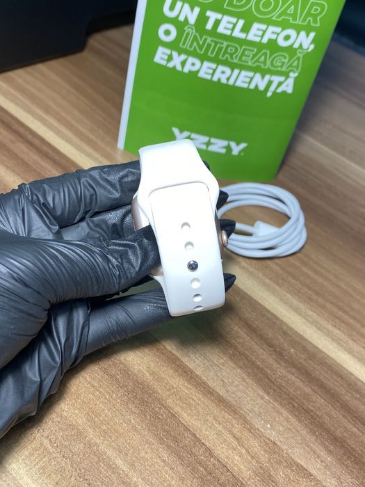 Apple Watch Seria 11  / 42 mm / GPS / Rose Gold