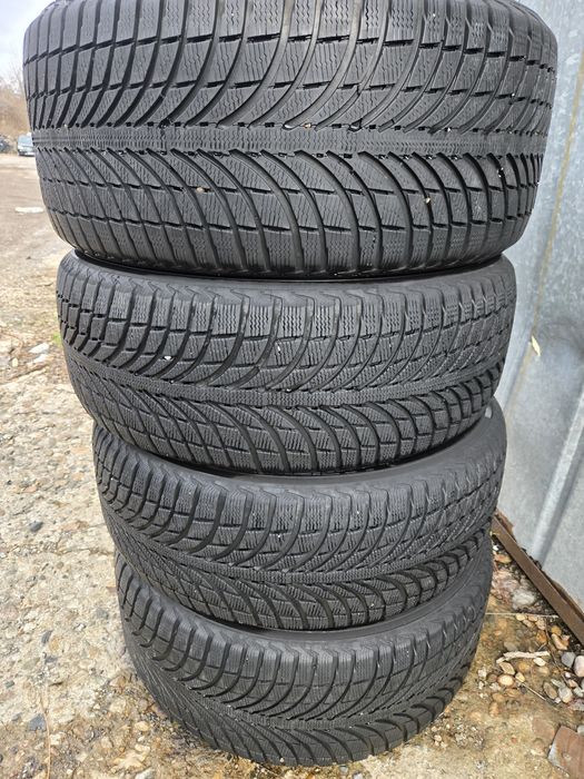 255 50 19 и 235 55 19 Michelin зимни.