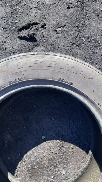 Продам шины 3 штук.