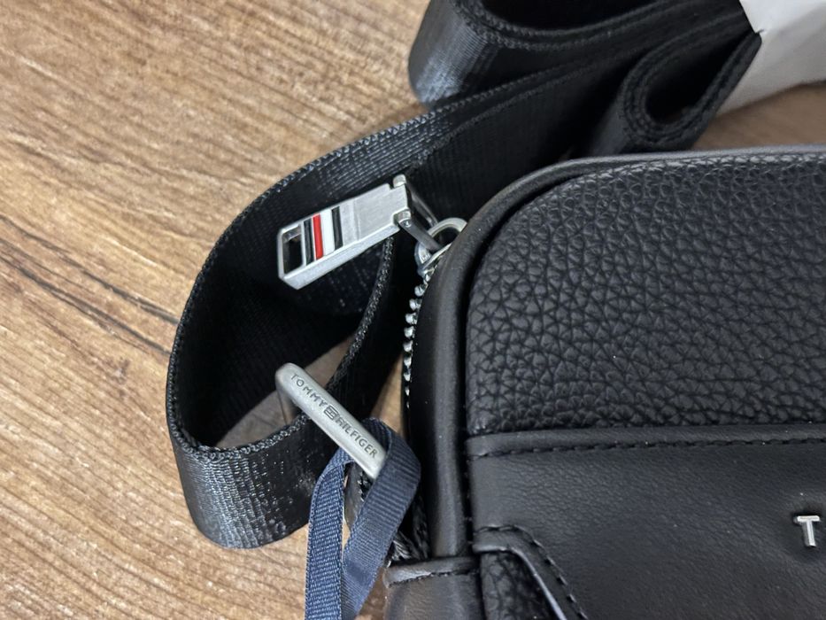 Барсетка Tommy Hilfiger