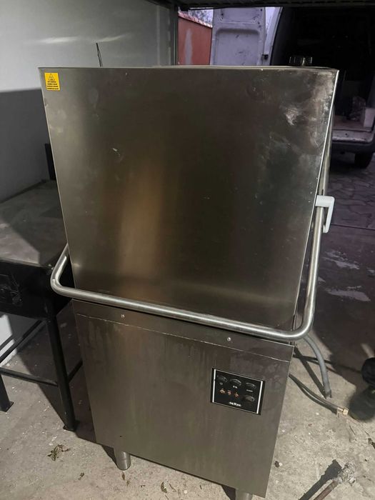 Vand 2 Plite profesionale noi plus o Masina de salat vase HORECA