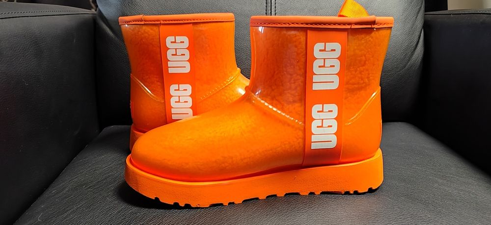 UGG Classic Clear Mini 2 зимни боти, номер 36