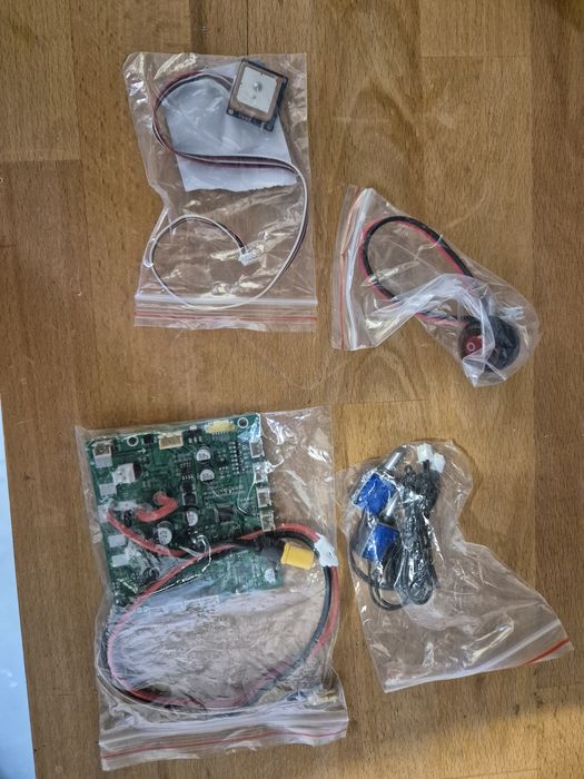 Navomodel Flytec v080 carbon gps autopilot