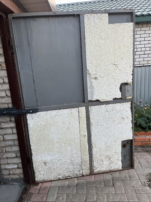 Продам ворота гаражные