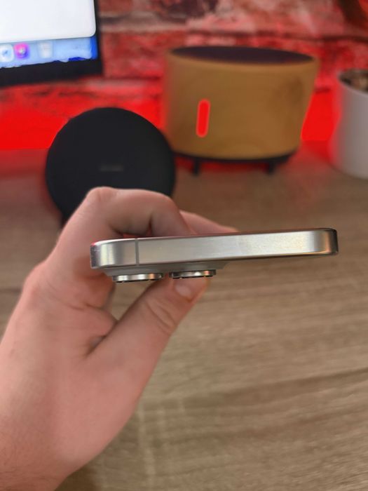 iPhone 16 Pro Max 512 GB 93% 1 Година Гаранция + Оригинален кейс