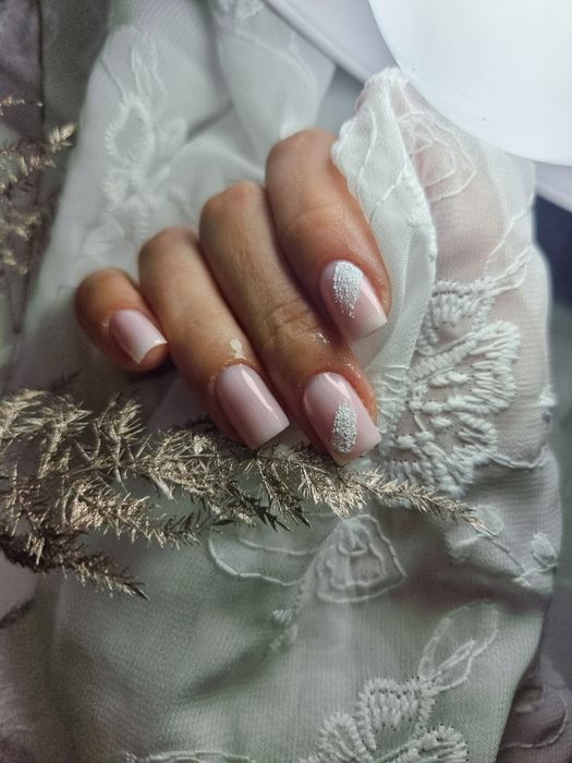 Ojă semipermanentă și protecție gel