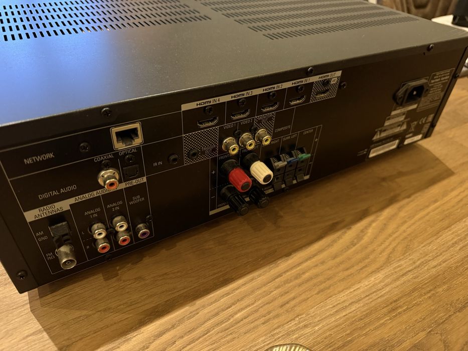 Ресивър с 5 surround колони и субуфер harman/kardon AVR 151S