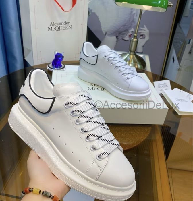 Alexander McQueen White/White Black Sneakers Full Box Verificare Colet