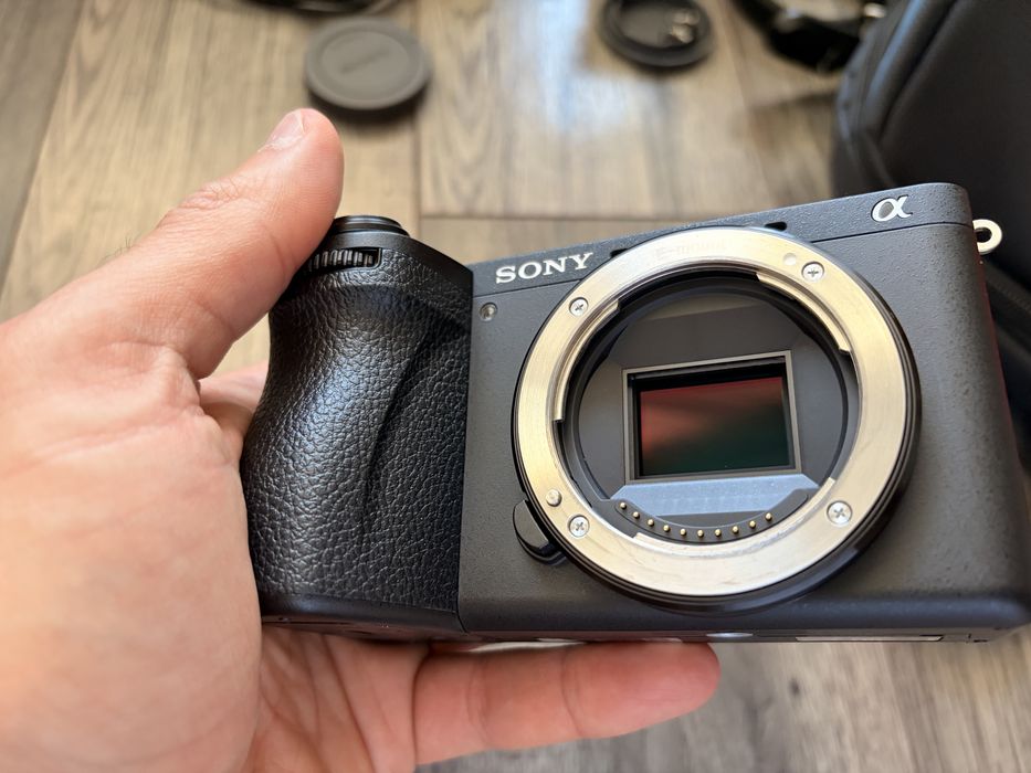 Sony A6700 Body cu accesorii si Obiectiv E 16-55mm f2.8 G SEL1655G