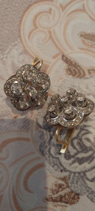 Серги бриллиантовые почти новые