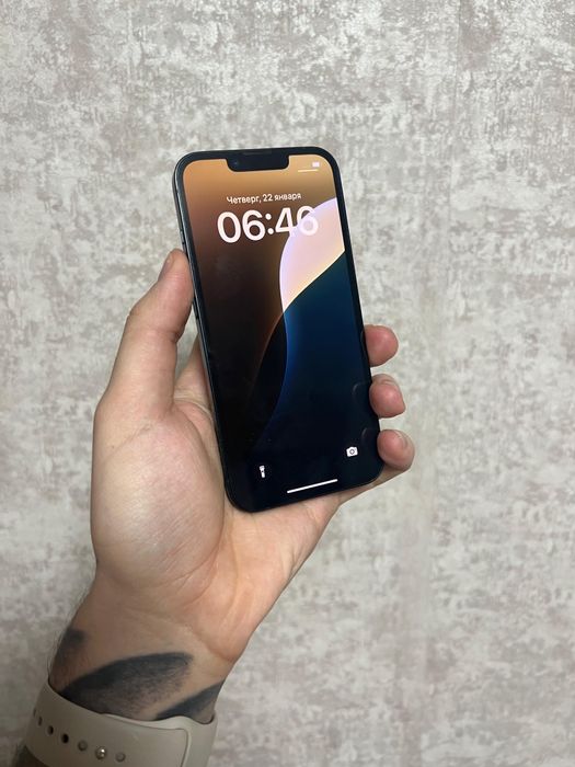 iPhone 13 в хорошем состоянии