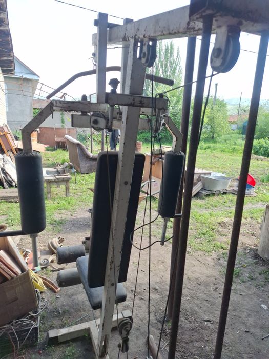 Многофункциональный силовой тренажёр