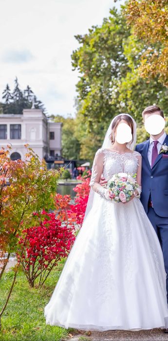 Rochie de mireasa stare perfecta + cerc gratuit