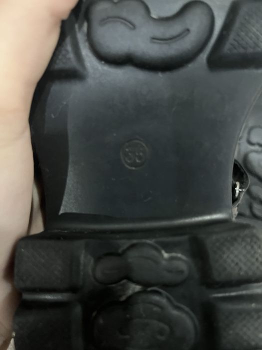 Школьные туфли 35 размер :)