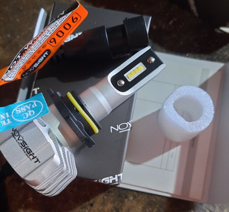 Лед крушки led bulb