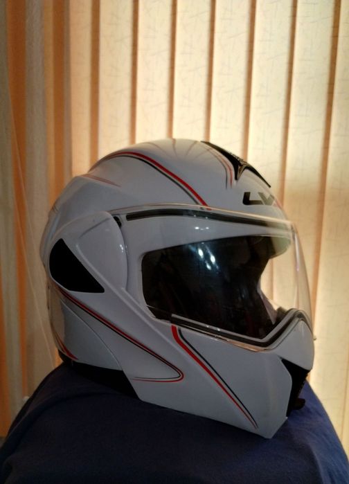 Модуларна каска LVS